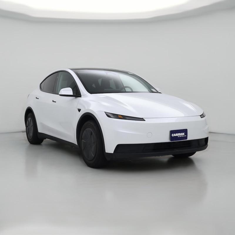 2026 Tesla Model Y Standard