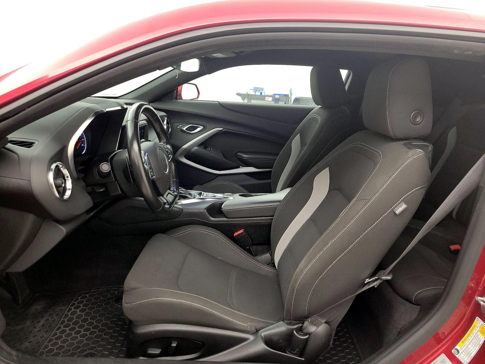 Power Seat(s) & Side Airbags