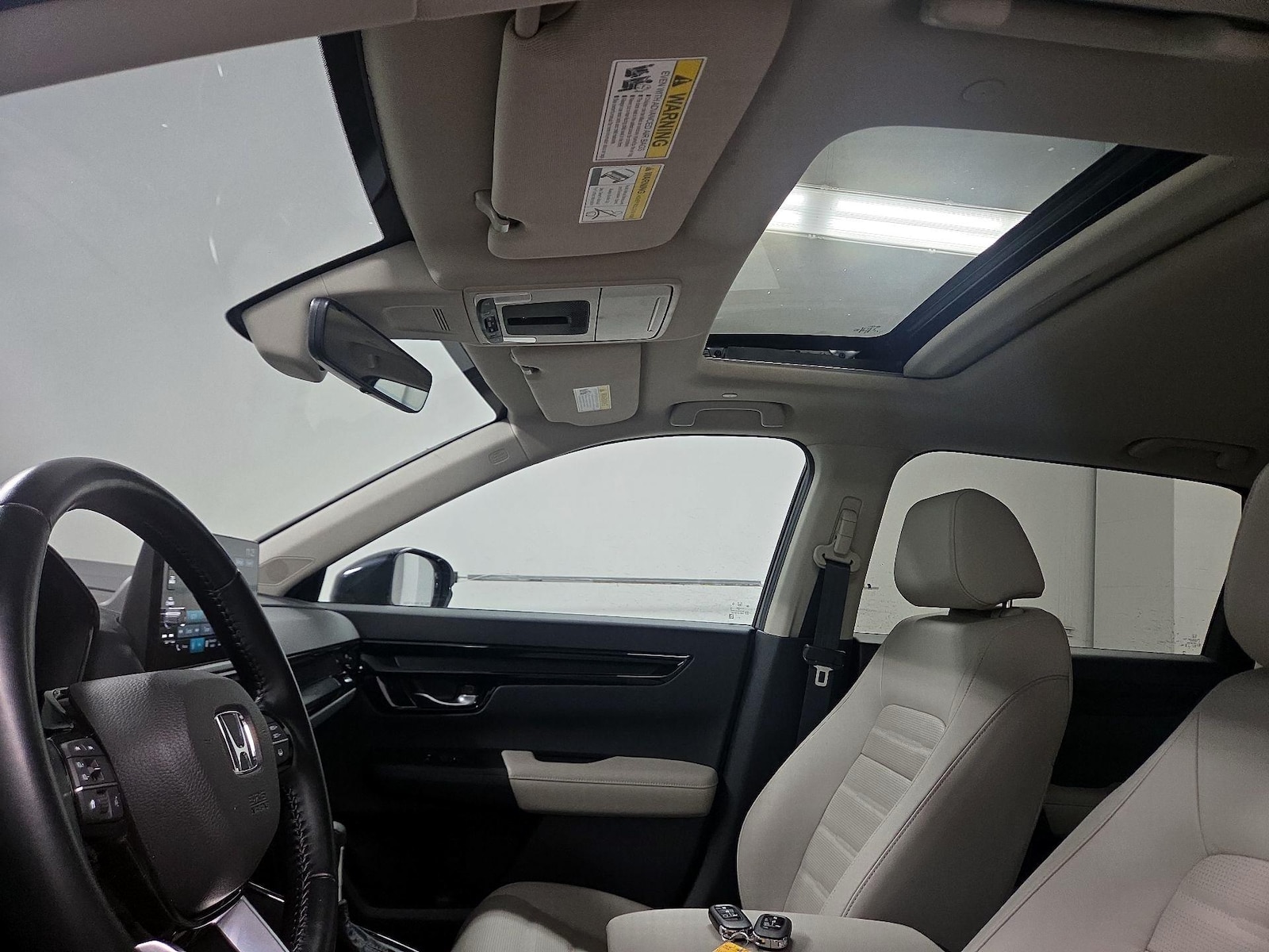 Sunroof(s) & Overhead Airbags