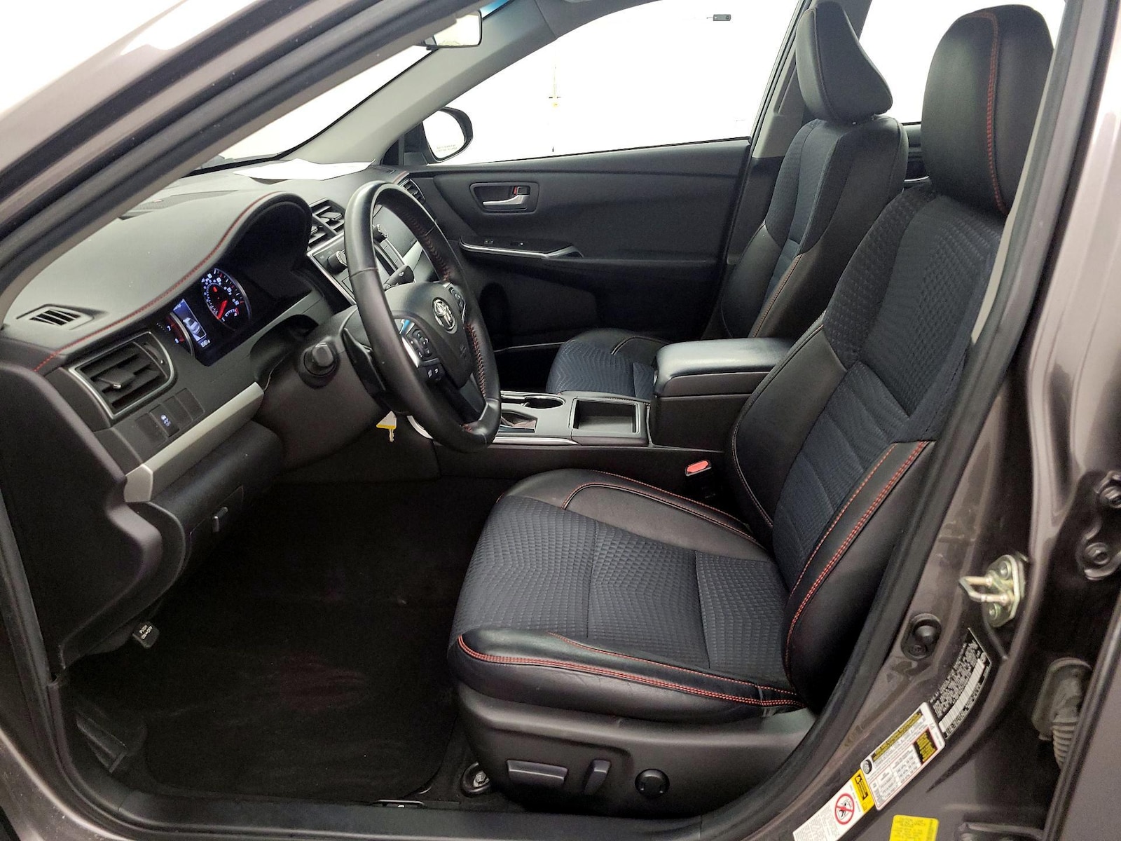 Power Seat(s) & Side Airbags