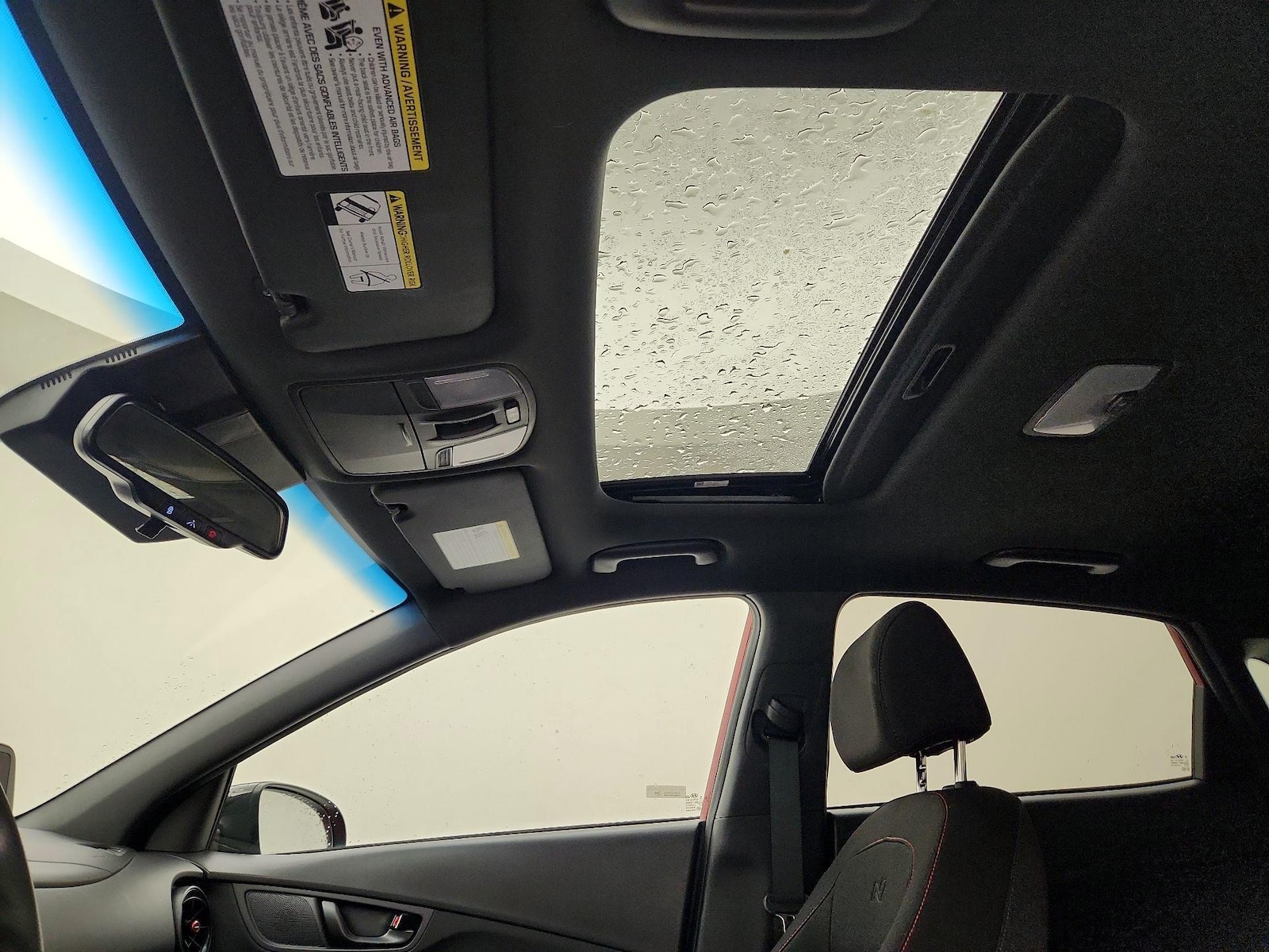 Sunroof(s) & Overhead Airbags