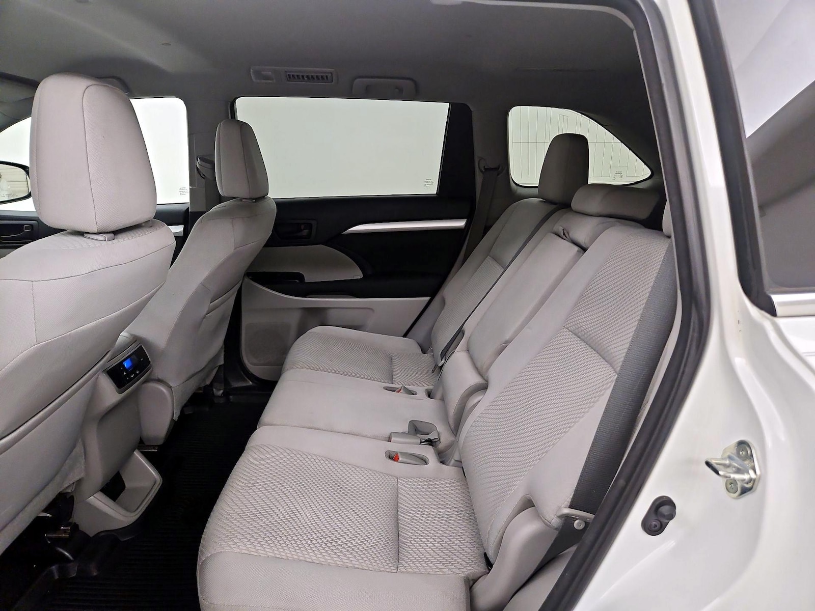 Rear Air Conditioning