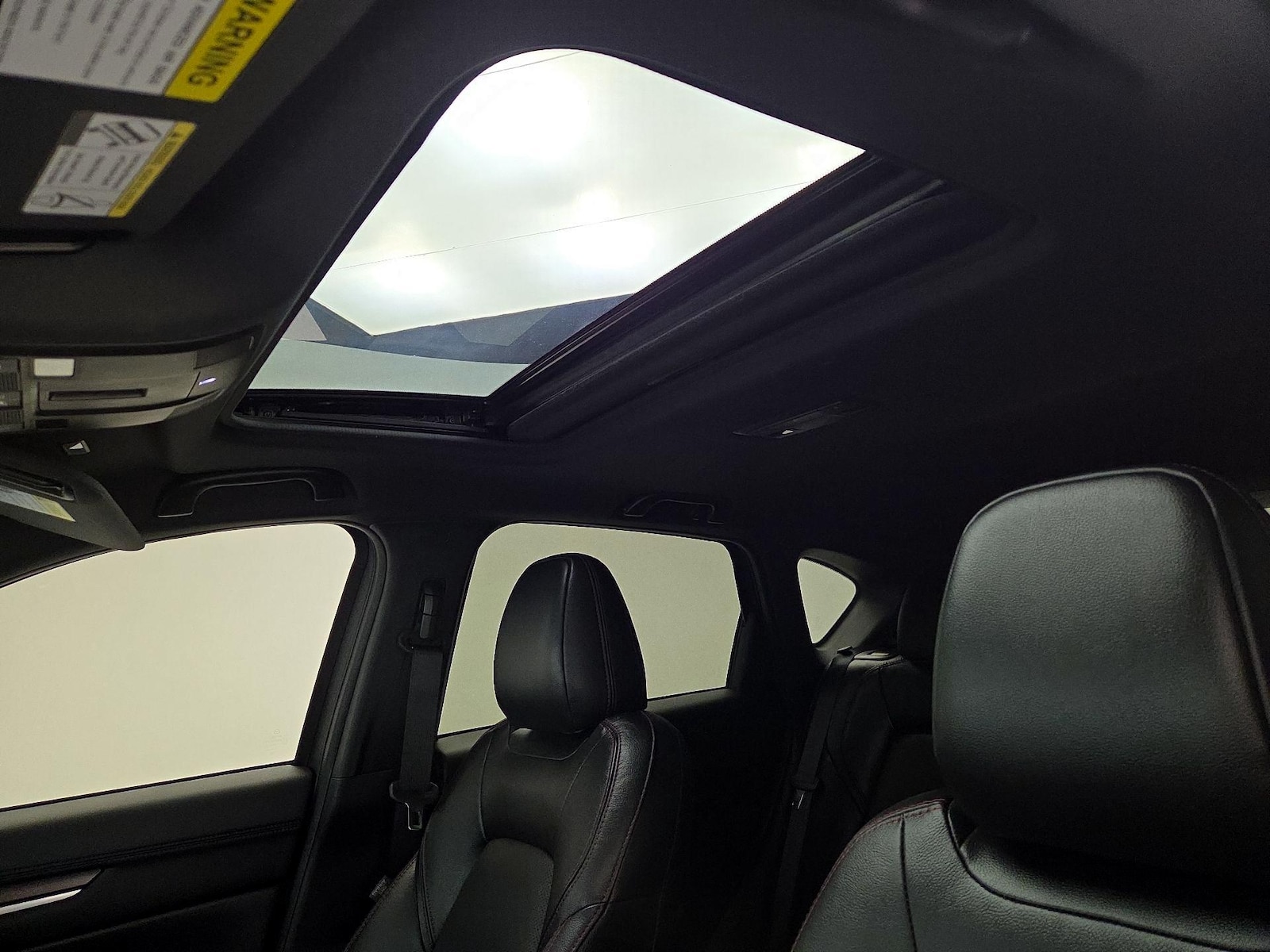 Sunroof(s) & Overhead Airbags