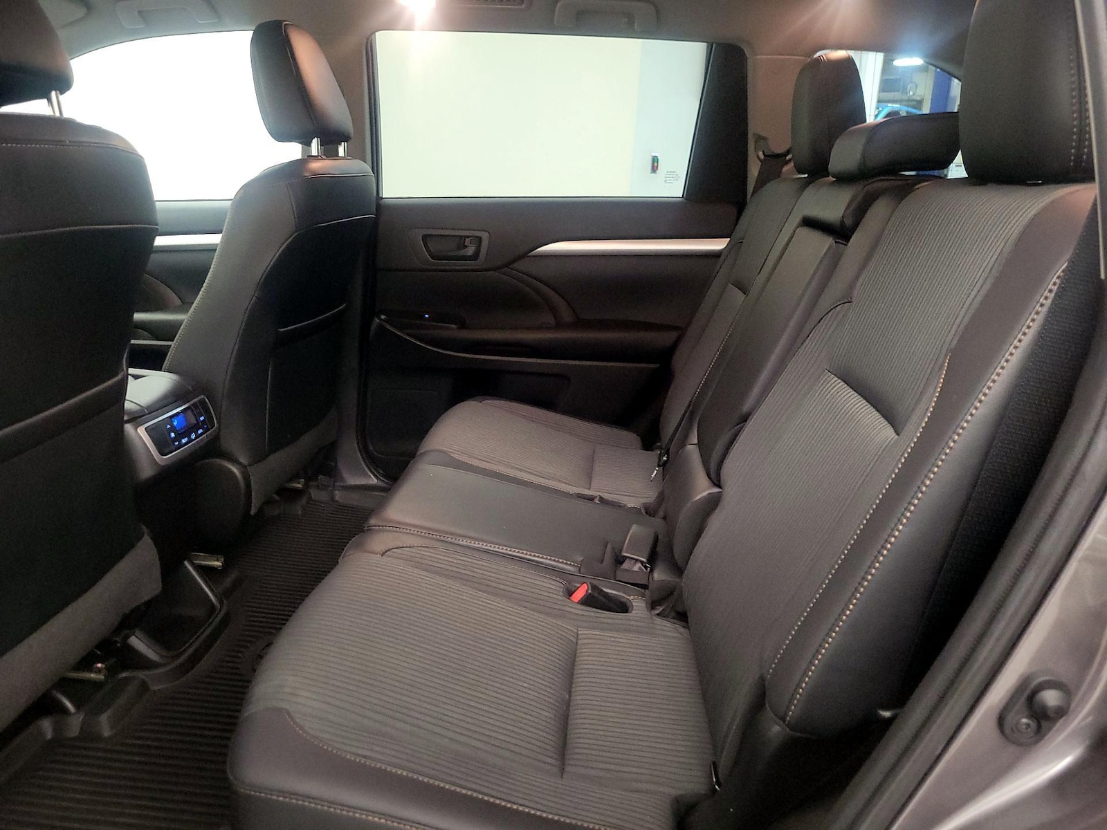 Rear Air Conditioning