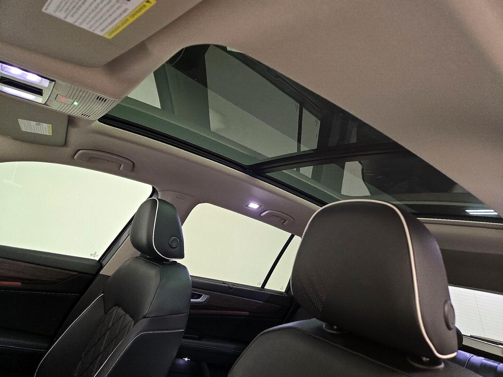 Panoramic Sunroof