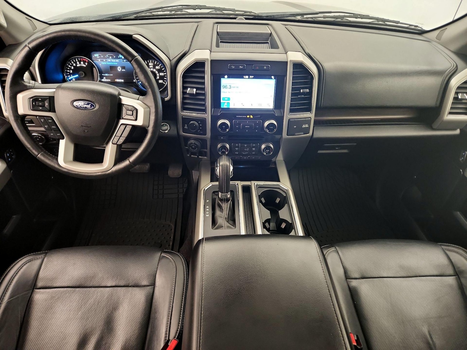 Apple CarPlay® & Android Auto™