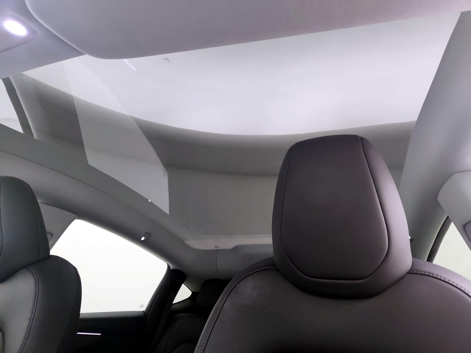 Skylight(s) & Overhead Airbags