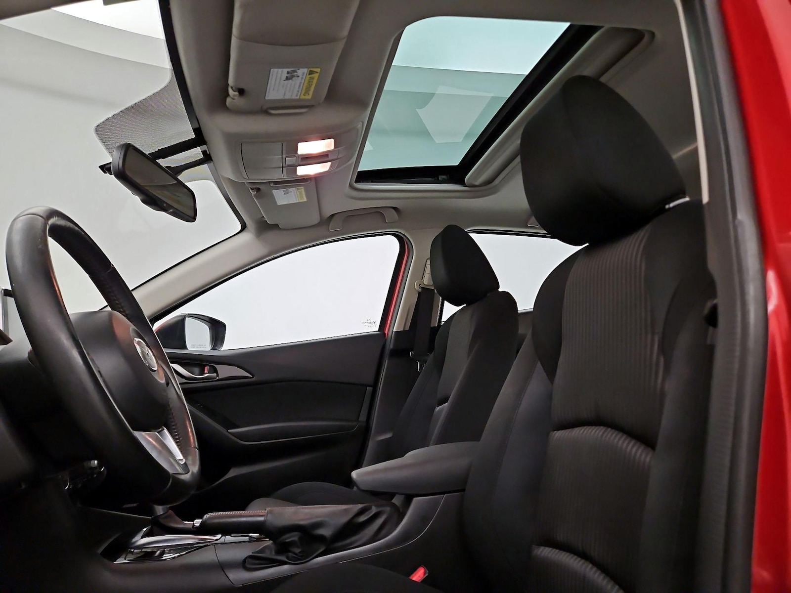 Sunroof(s) & Overhead Airbags