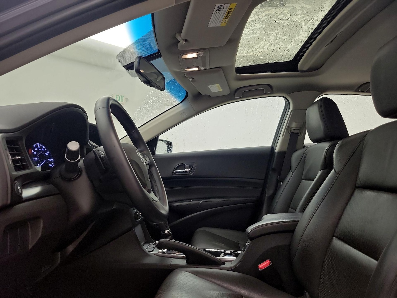 Sunroof(s) & Overhead Airbags