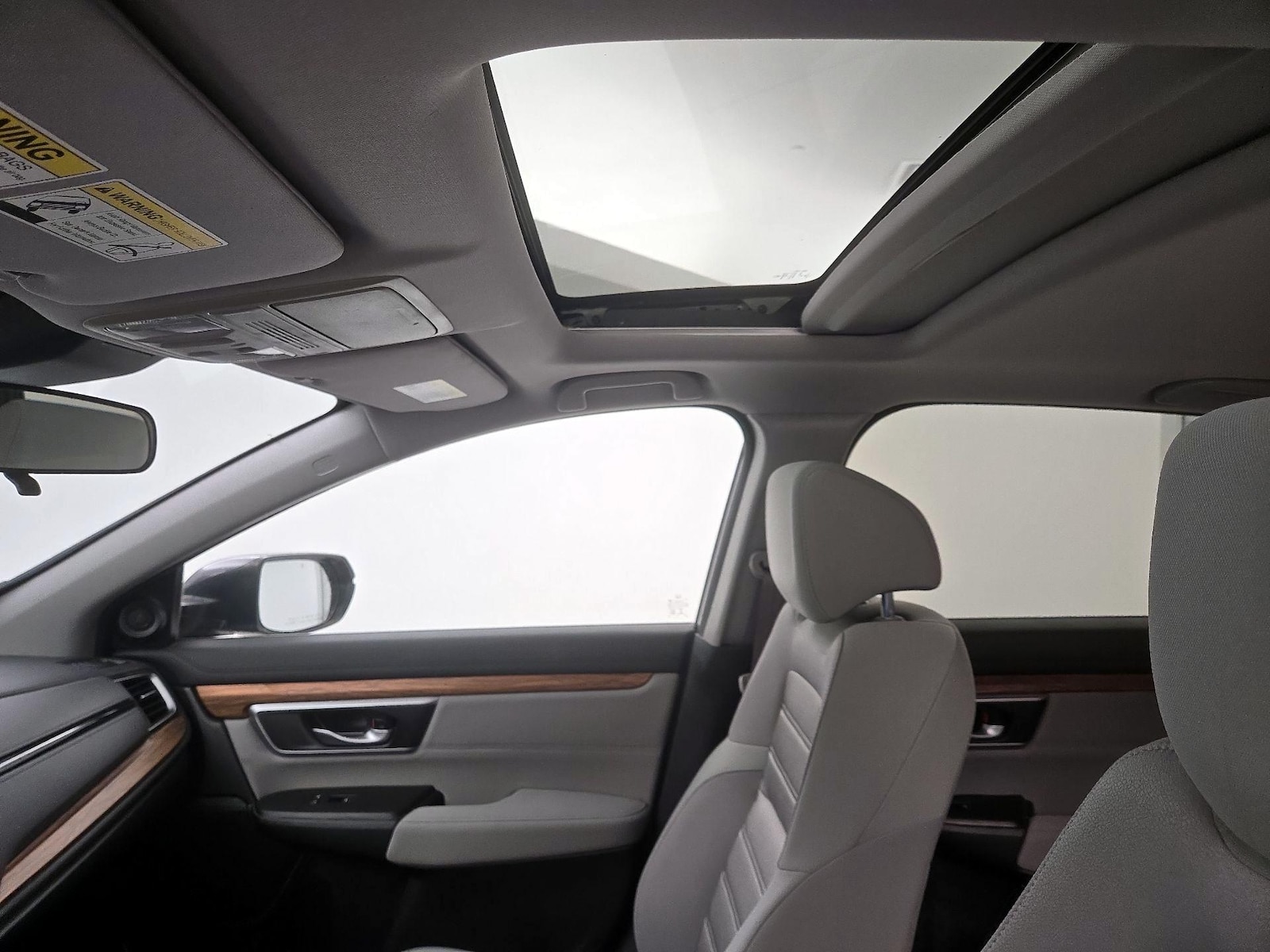 Sunroof(s) & Overhead Airbags