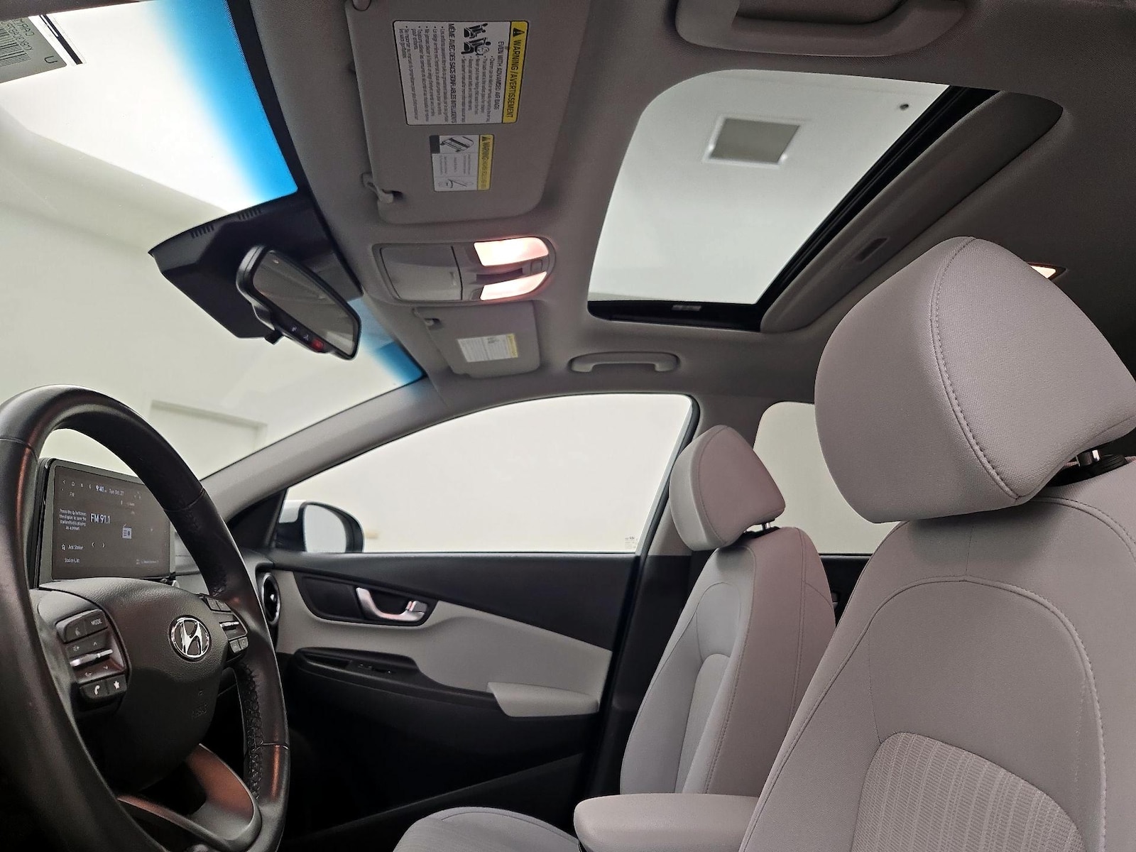Sunroof(s) & Overhead Airbags