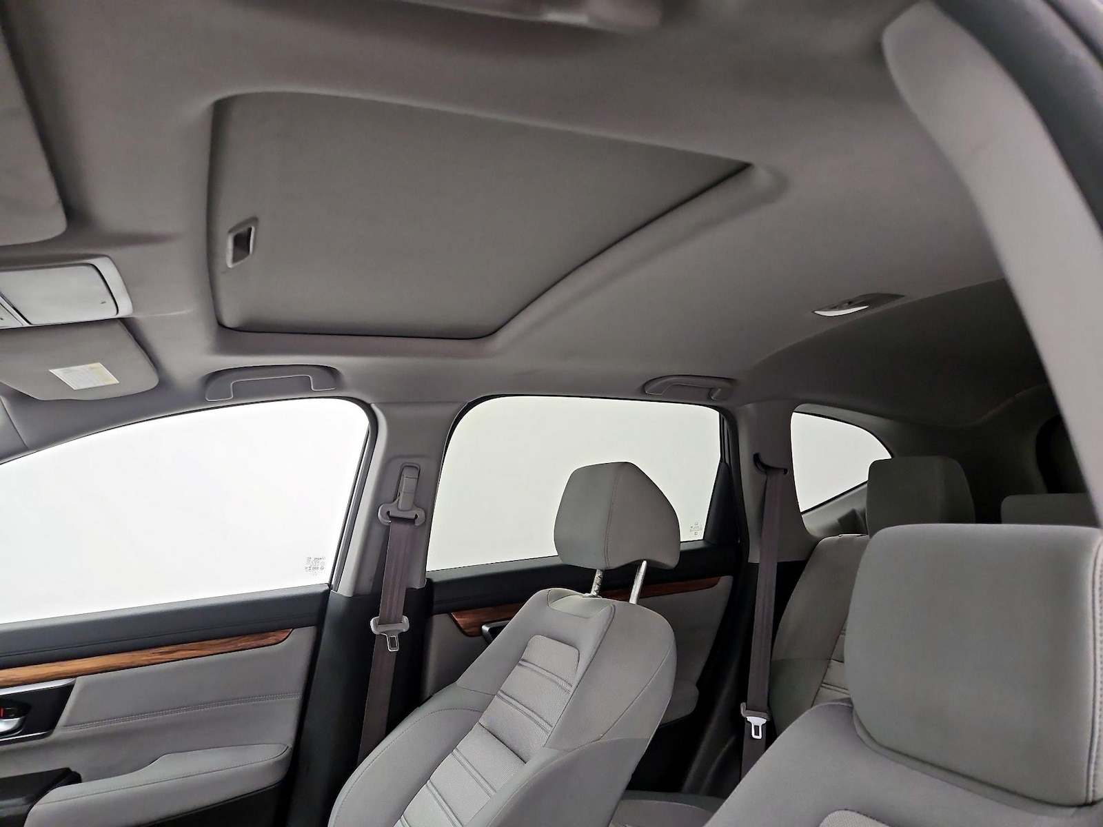 Sunroof(s) & Overhead Airbags