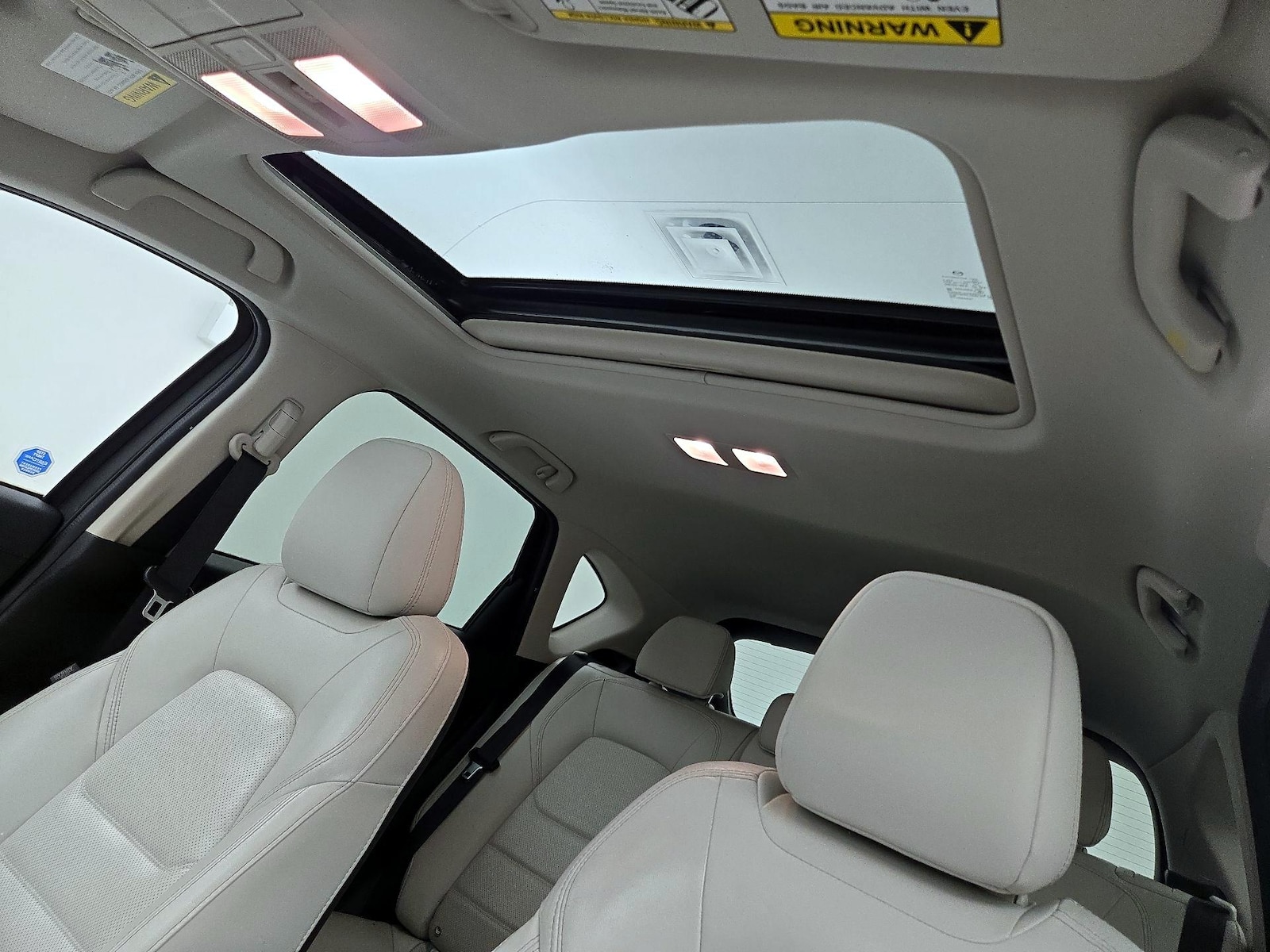 Sunroof(s) & Overhead Airbags