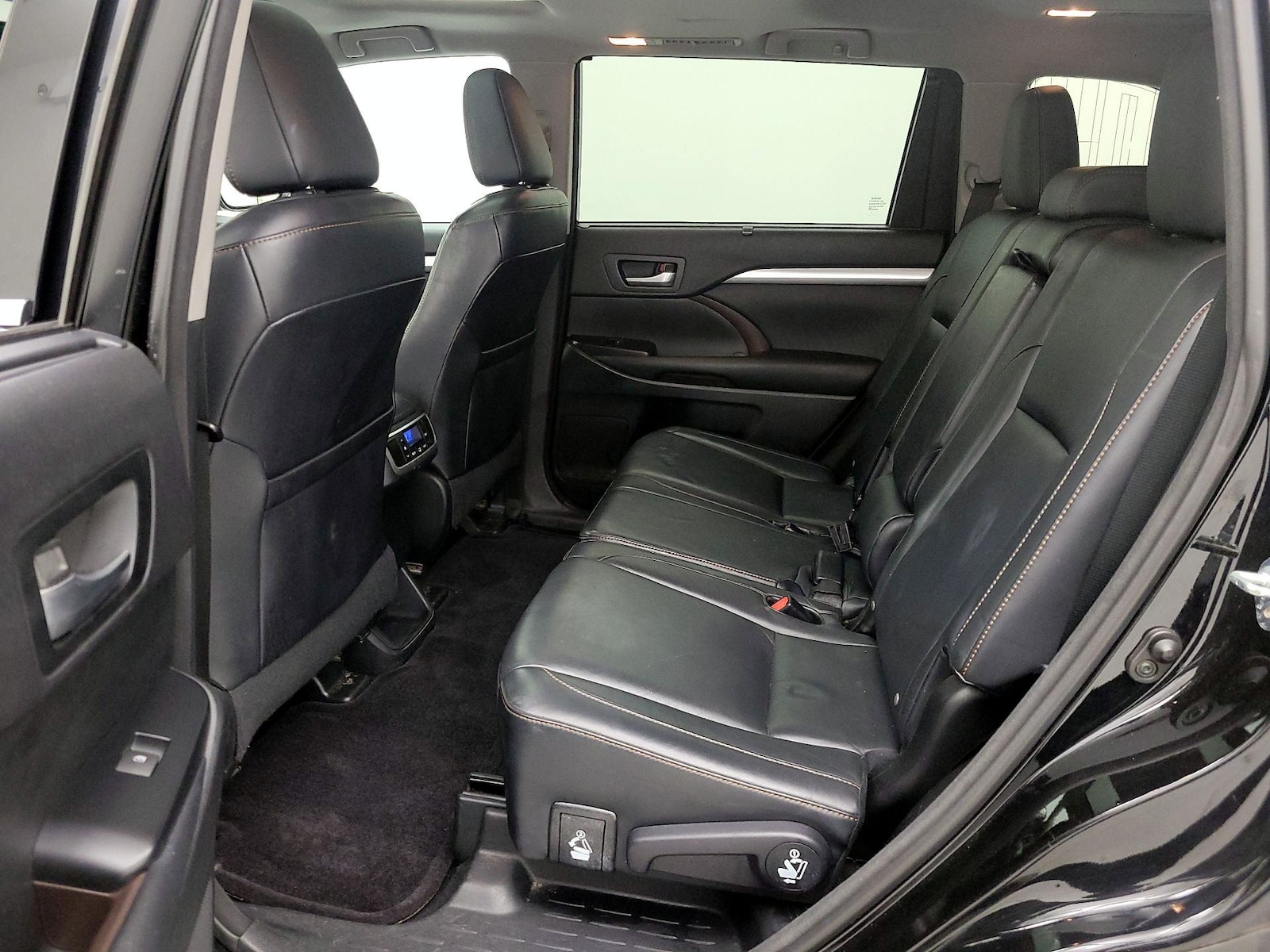 Rear Air Conditioning