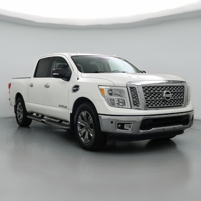 2017 Nissan Titan SV