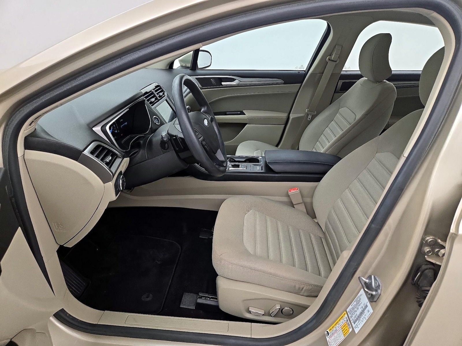 Power Seat(s) & Side Airbags