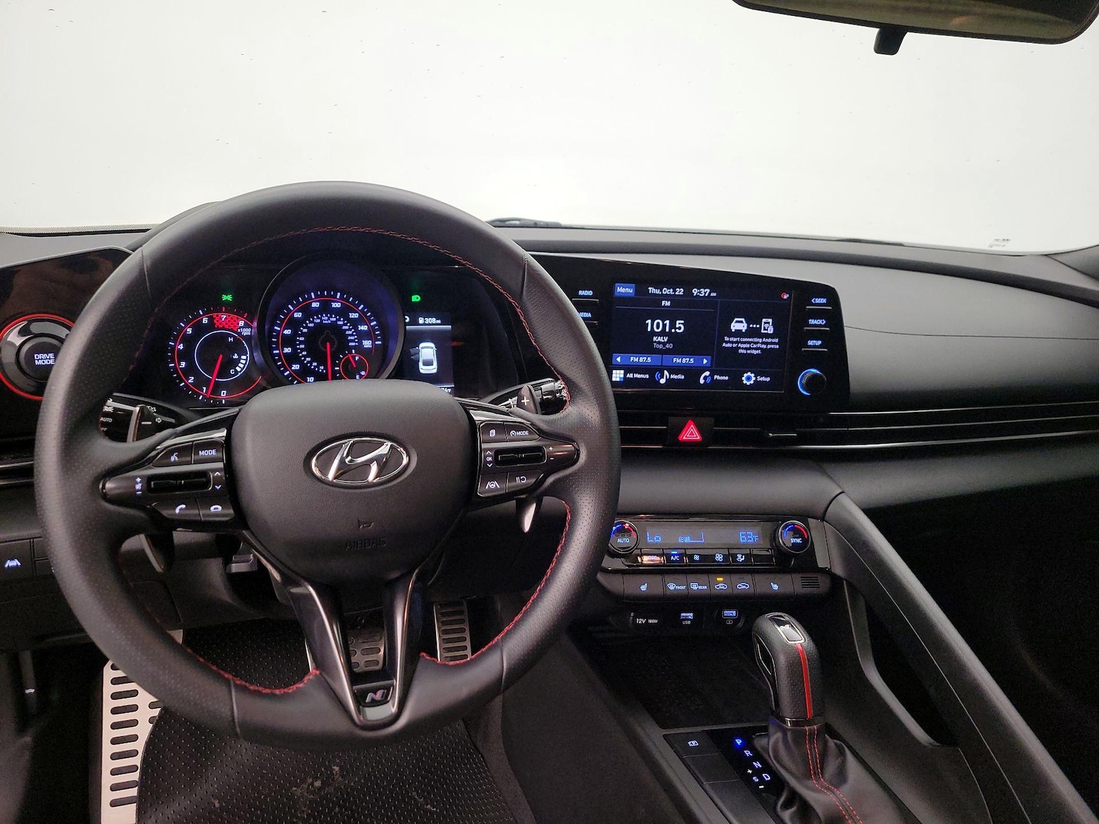 Apple CarPlay® & Android Auto™