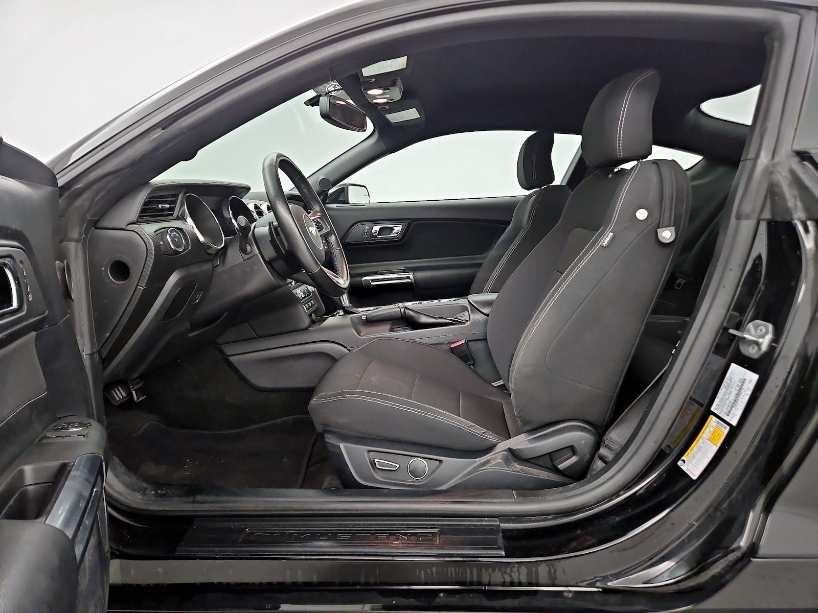 Power Seat(s) & Side Airbags