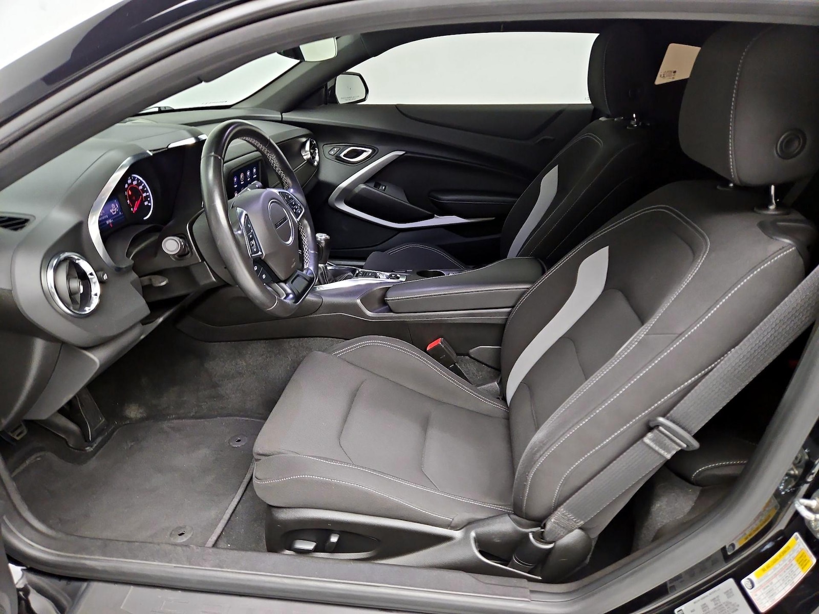 Power Seat(s) & Side Airbags