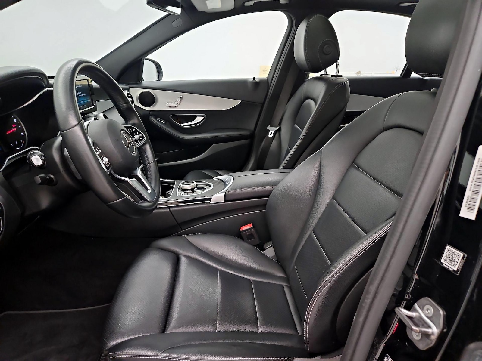 Power Seat(s) & Side Airbags