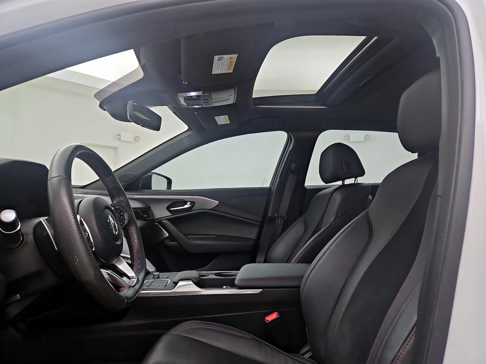 Sunroof(s) & Overhead Airbags