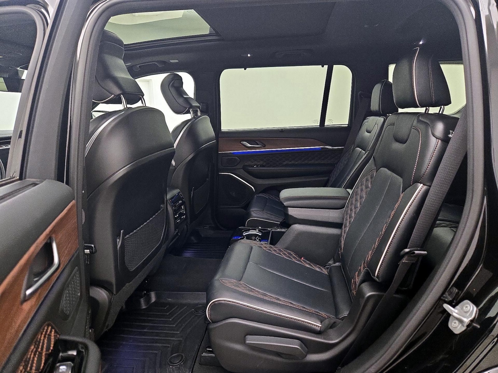 Rear Air Conditioning