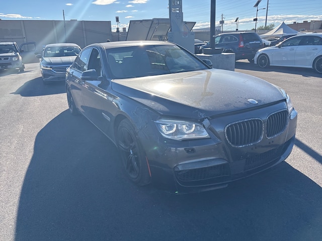 2015 BMW 750XI