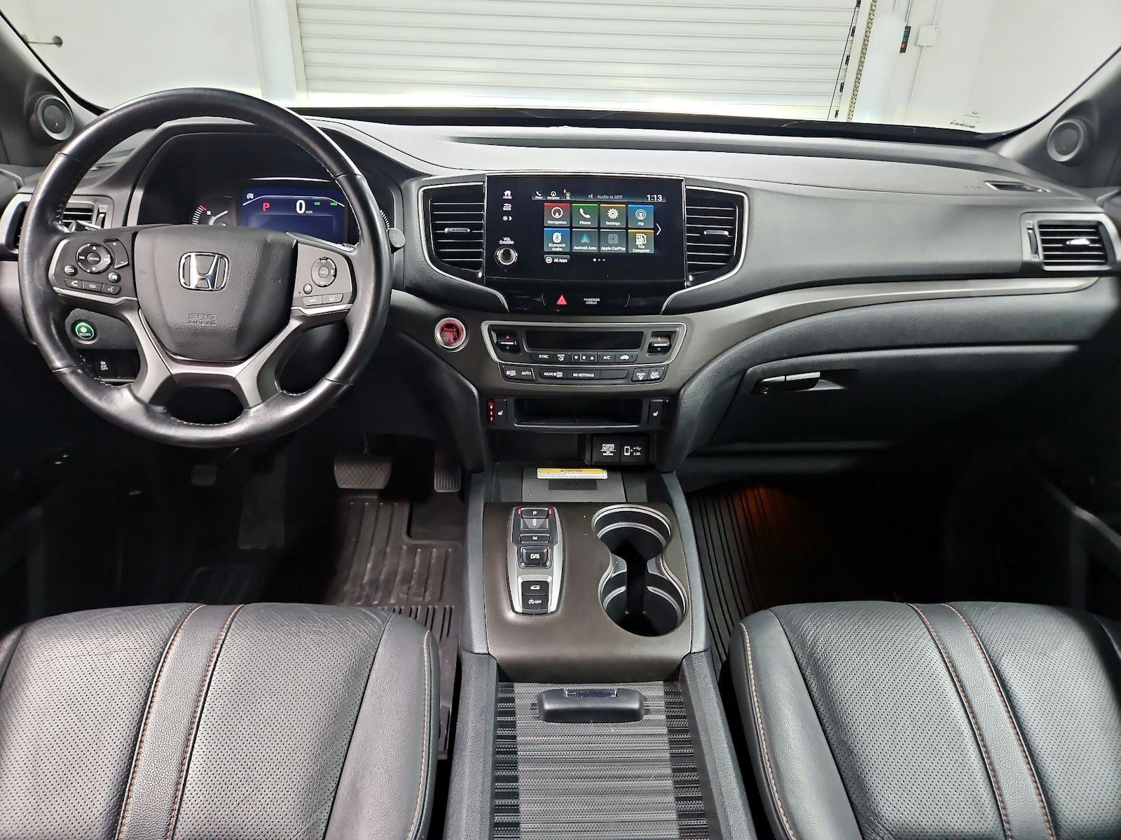 Apple CarPlay® & Android Auto™