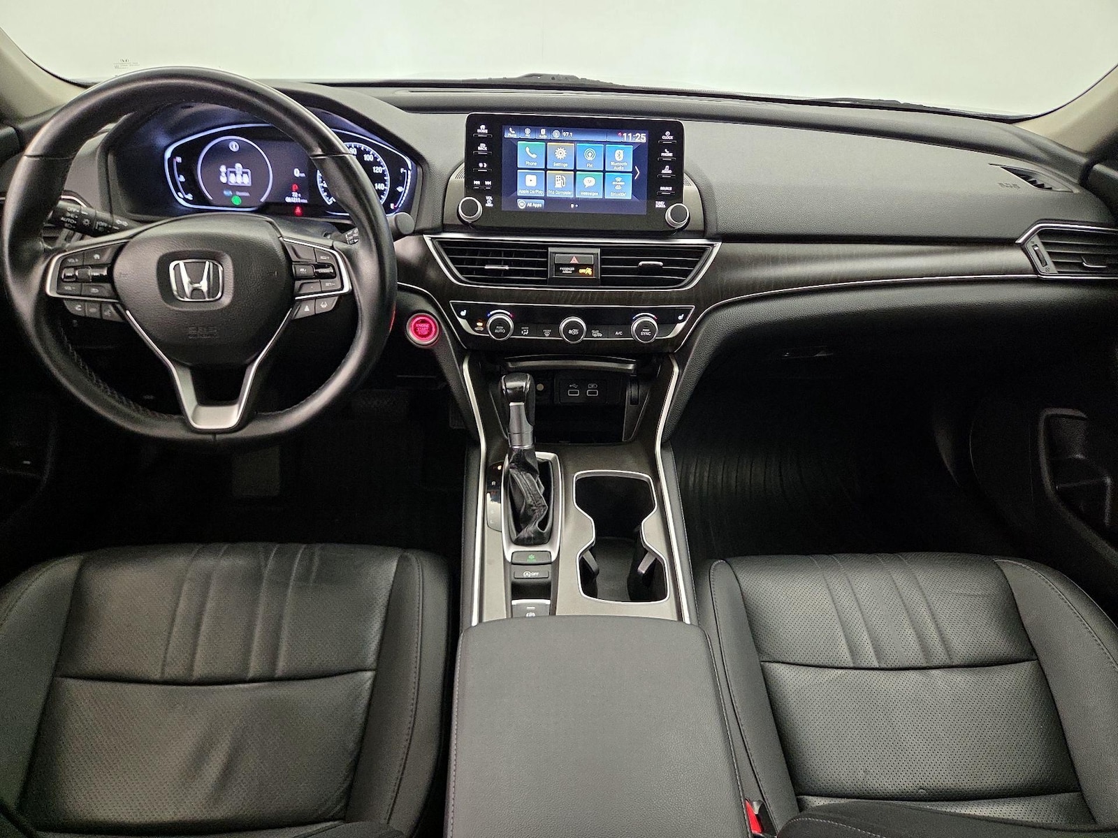 Apple CarPlay® & Android Auto™