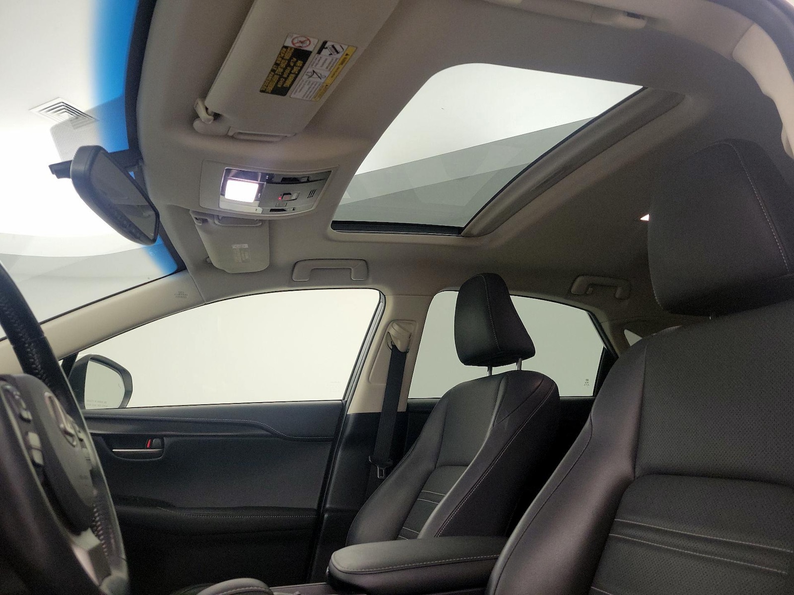 Sunroof(s) & Overhead Airbags