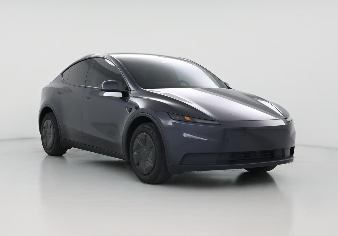 2026 Tesla Model Y Rear-Wheel Drive in Gray — CarMax photo