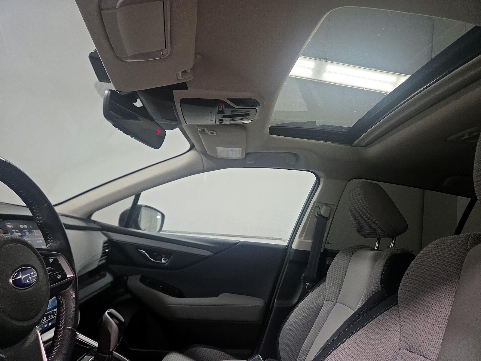 Sunroof(s) & Overhead Airbags