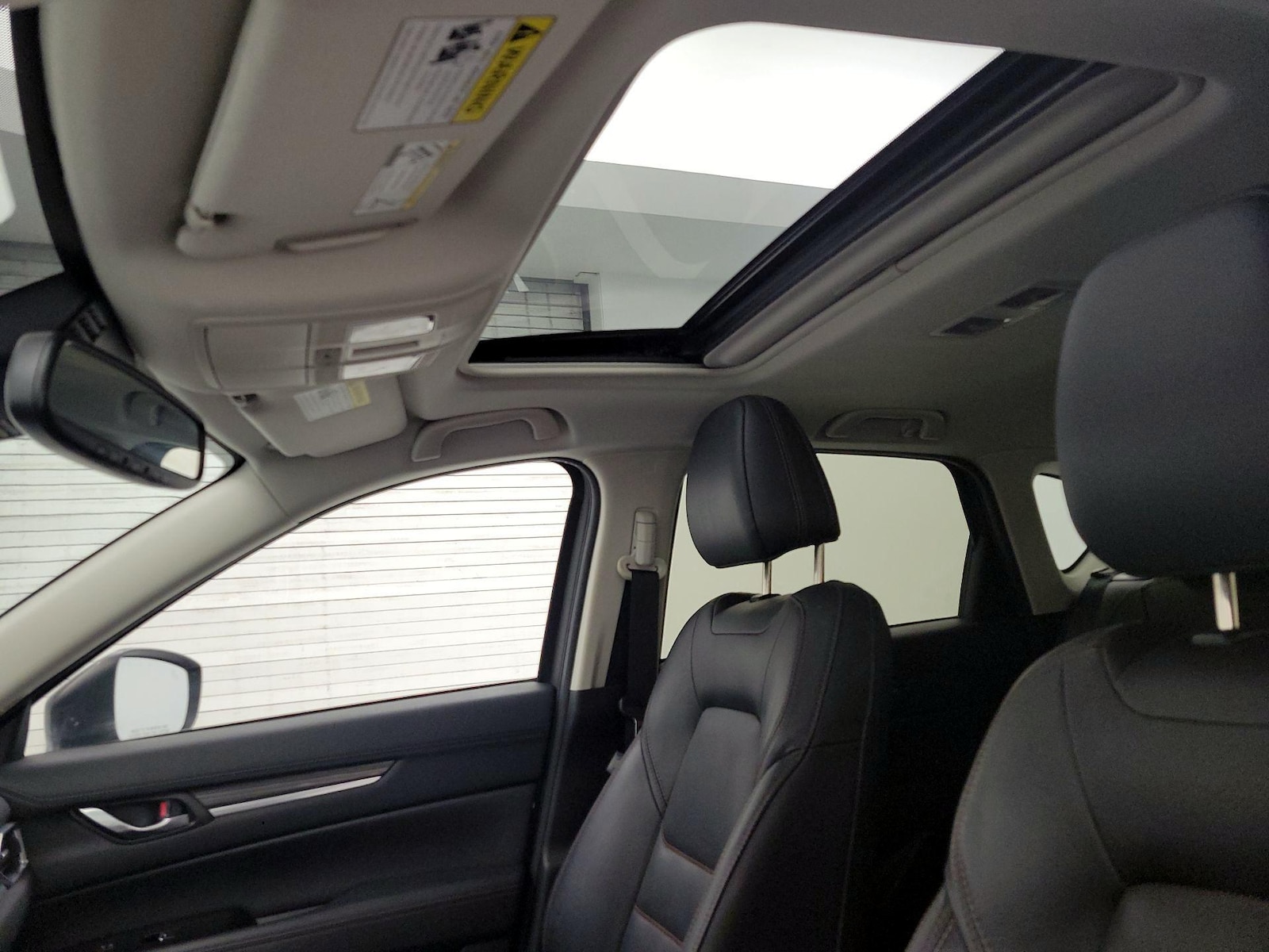 Sunroof(s) & Overhead Airbags