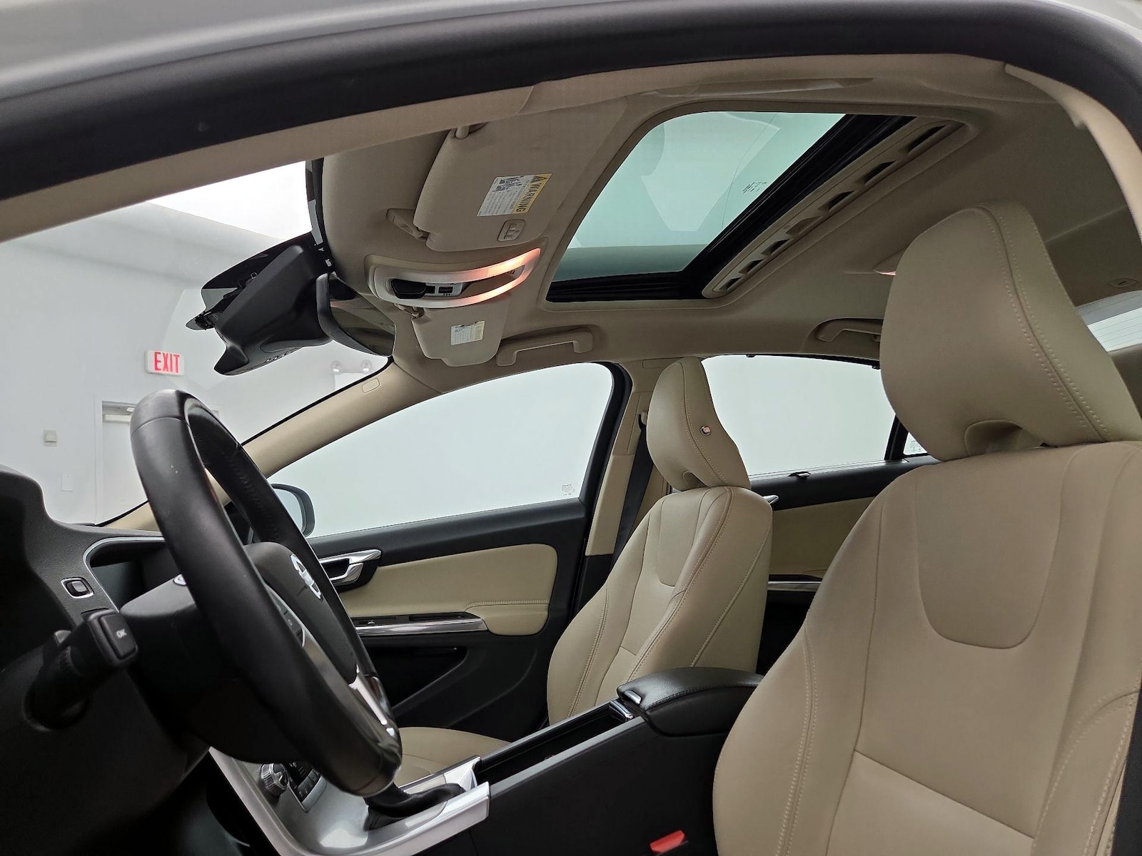 Sunroof(s) & Overhead Airbags