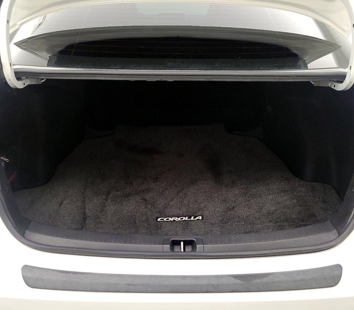 Trunk/Cargo (Seats Up)