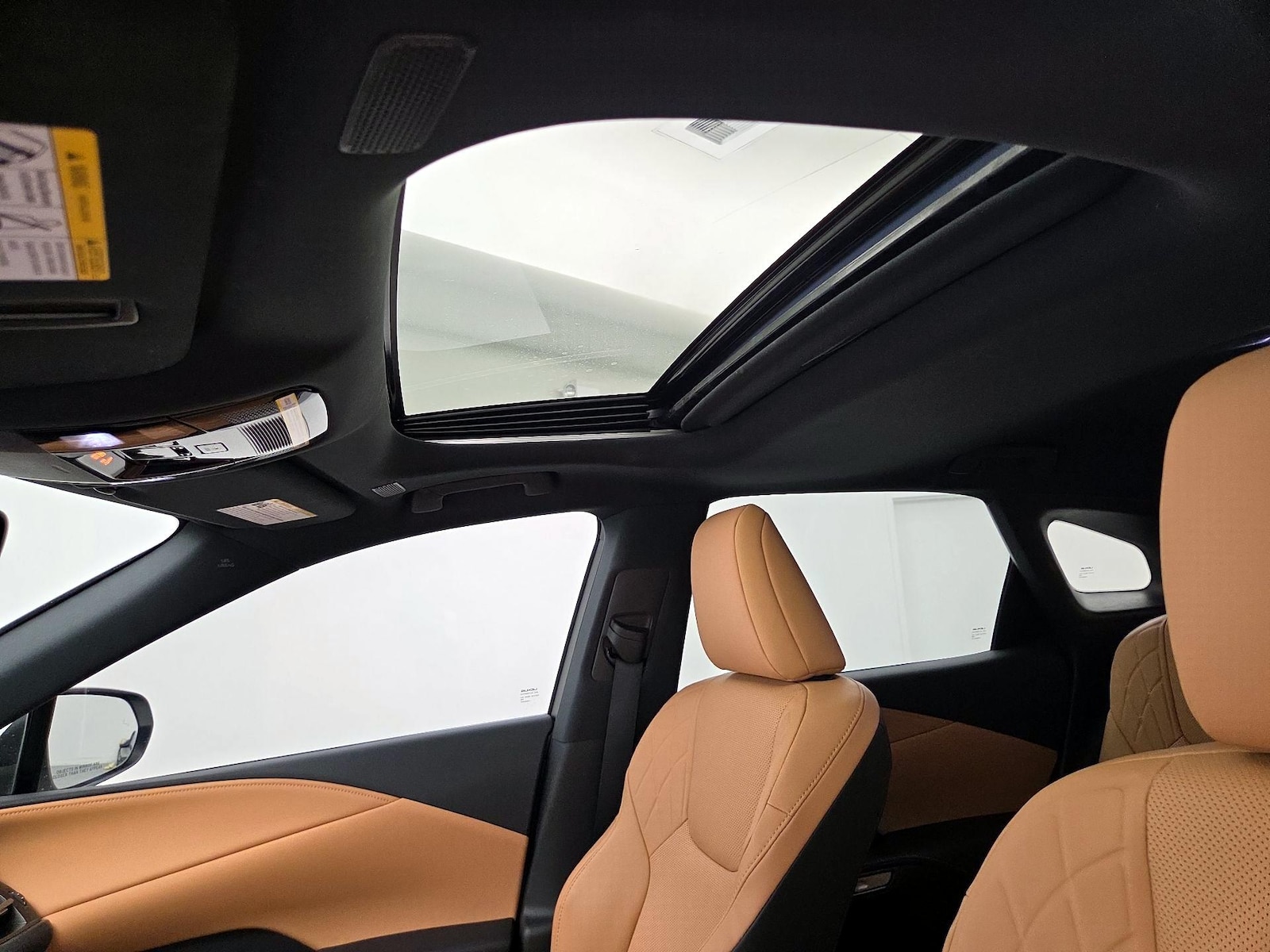 Sunroof(s) & Overhead Airbags