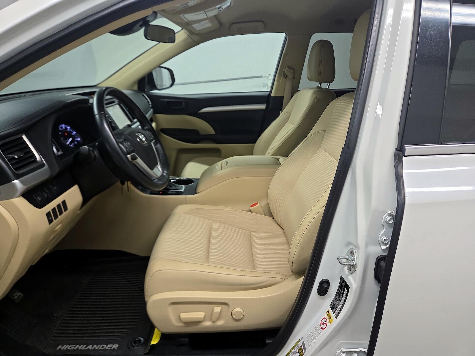 Power Seat(s) & Side Airbags