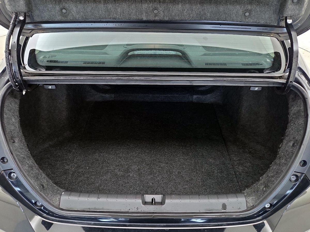 Trunk/Cargo (Seats Up)