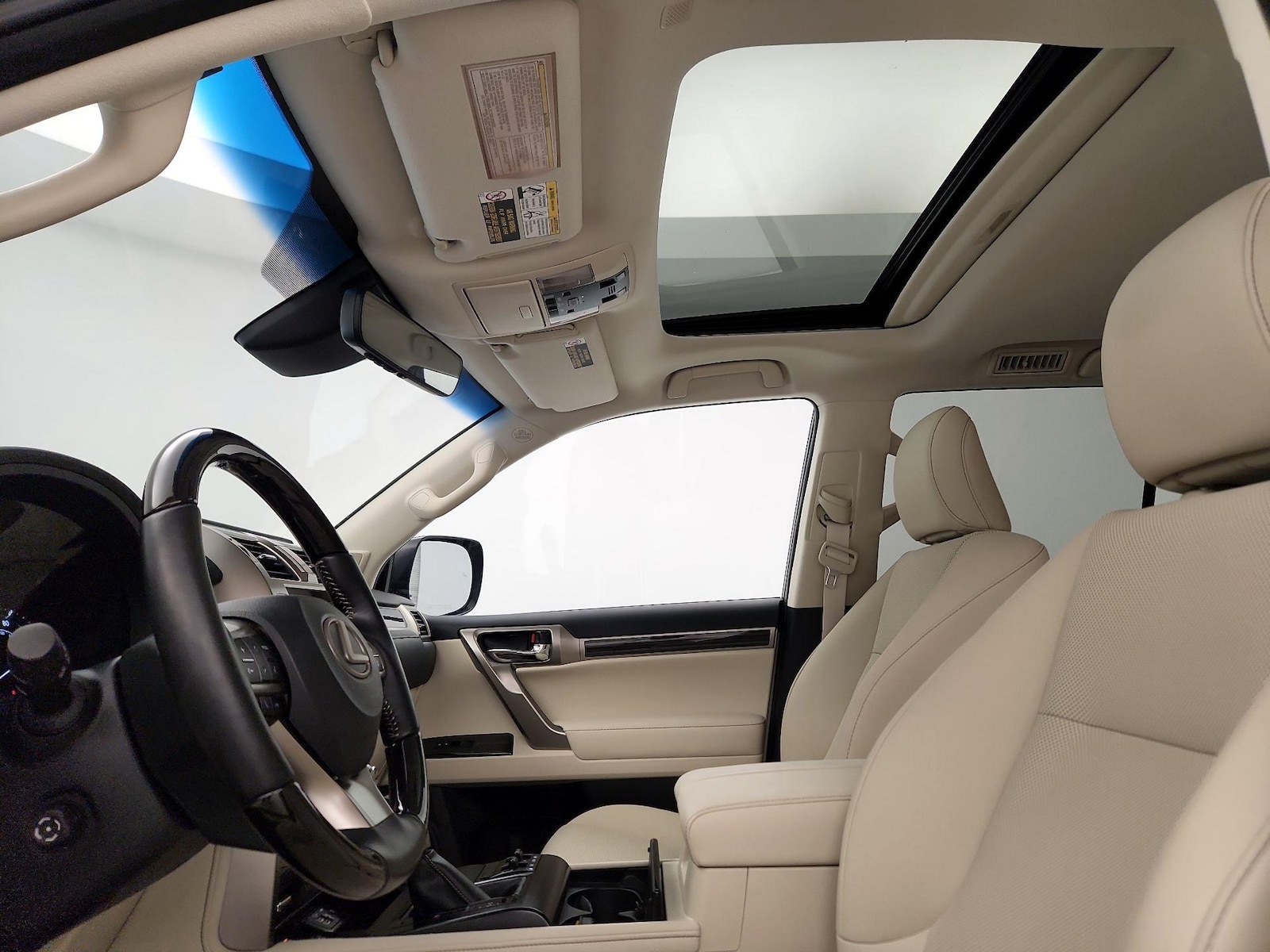 Sunroof(s) & Overhead Airbags