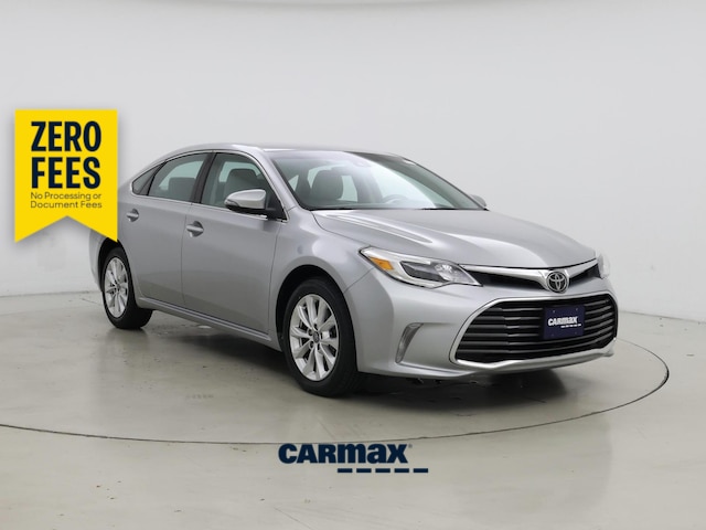 Silver 2017 Toyota Avalon Sedan Front-Wheel Drive Automatic