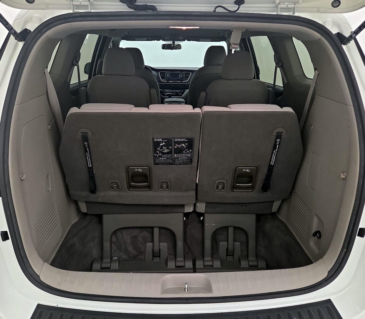 Trunk/Cargo (Seats Up)
