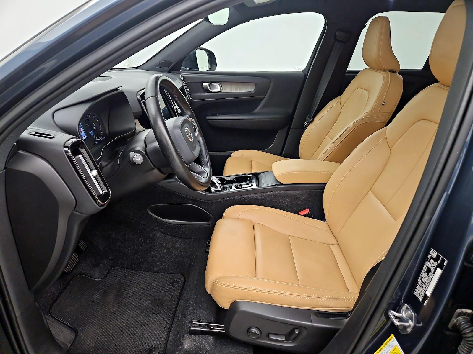 Power Seat(s) & Leather Seats