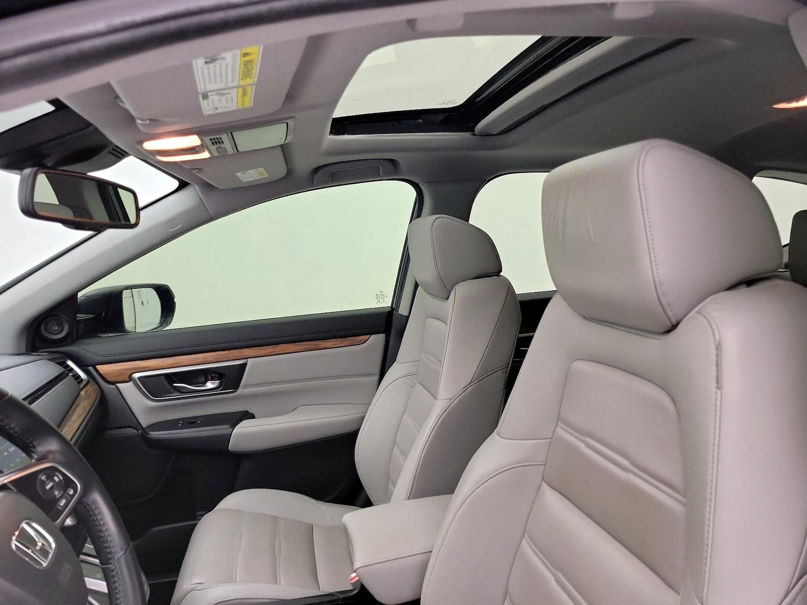 Sunroof(s) & Overhead Airbags