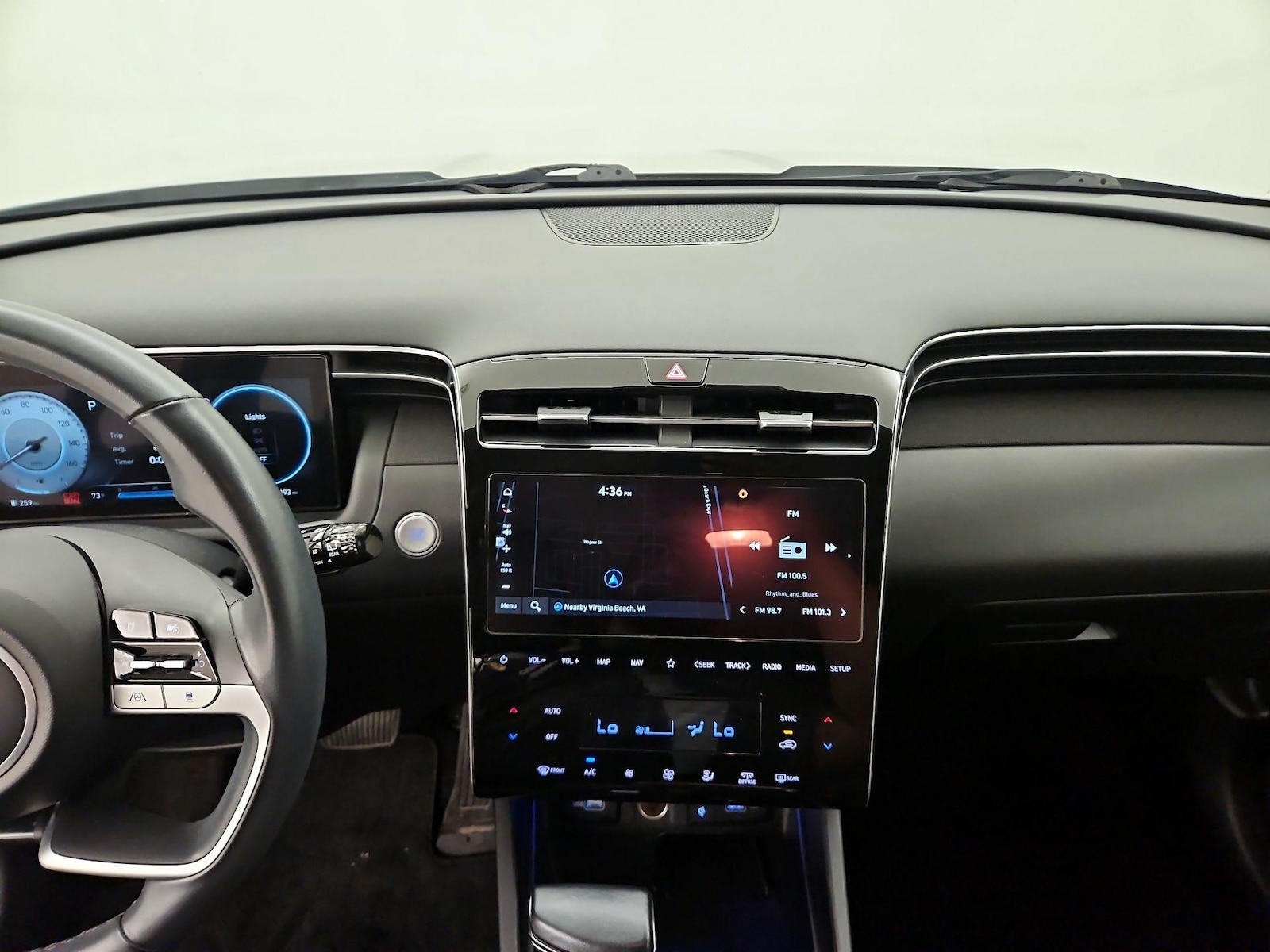 Apple CarPlay® & Android Auto™