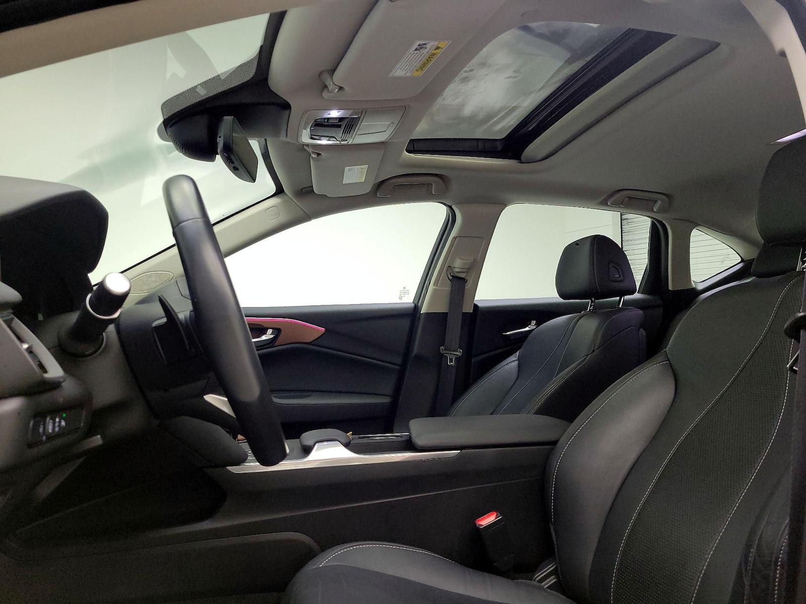 Sunroof(s) & Overhead Airbags