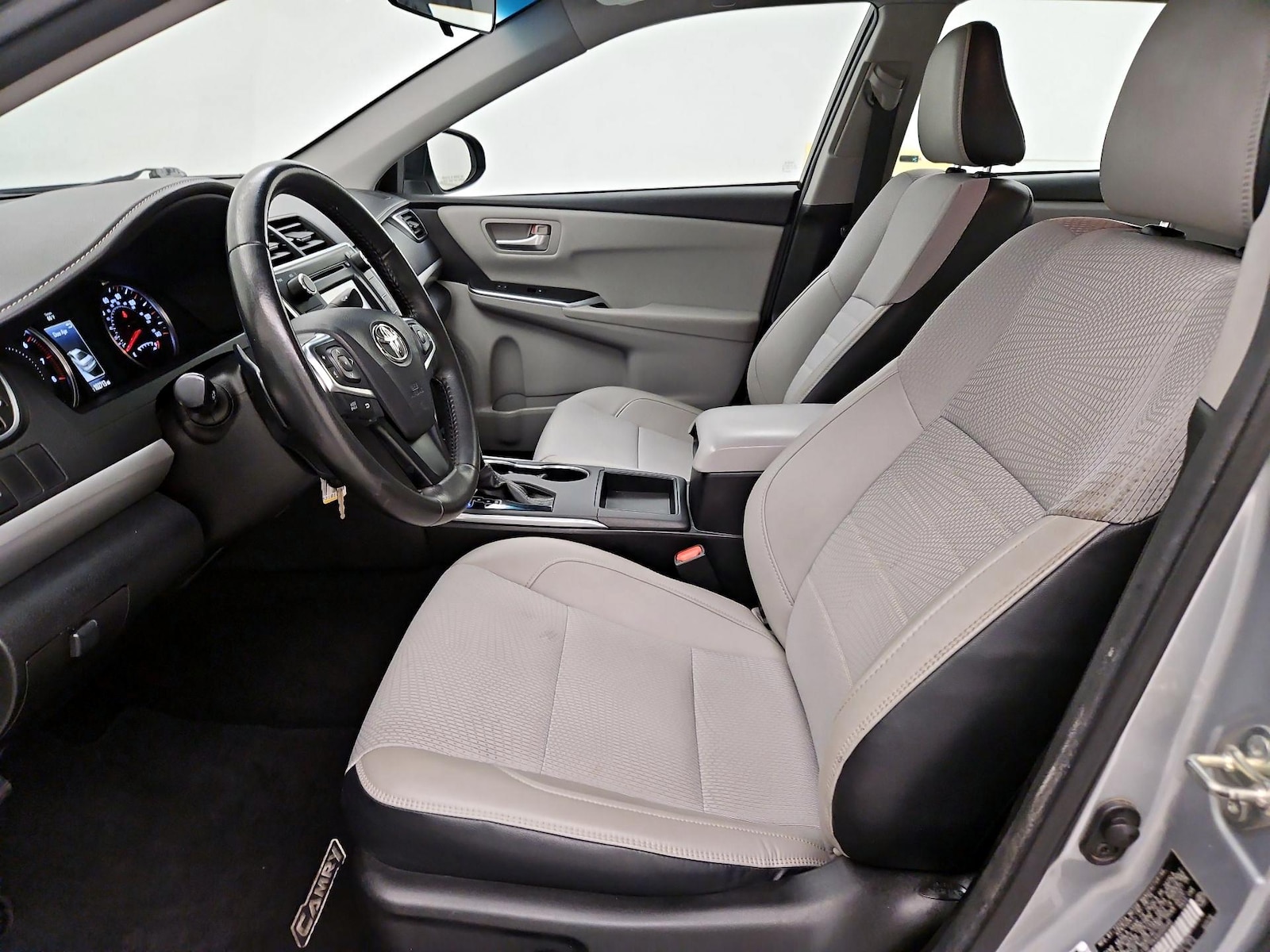 Power Seat(s) & Side Airbags