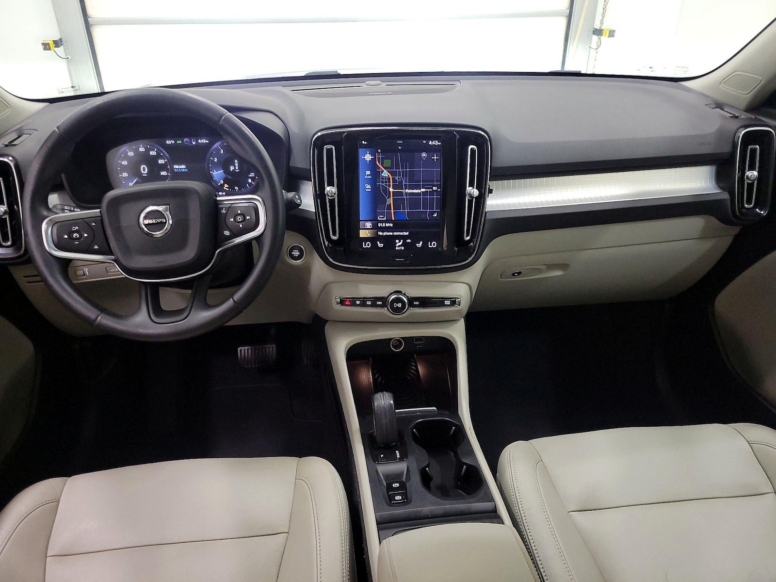 Apple CarPlay® & Android Auto™
