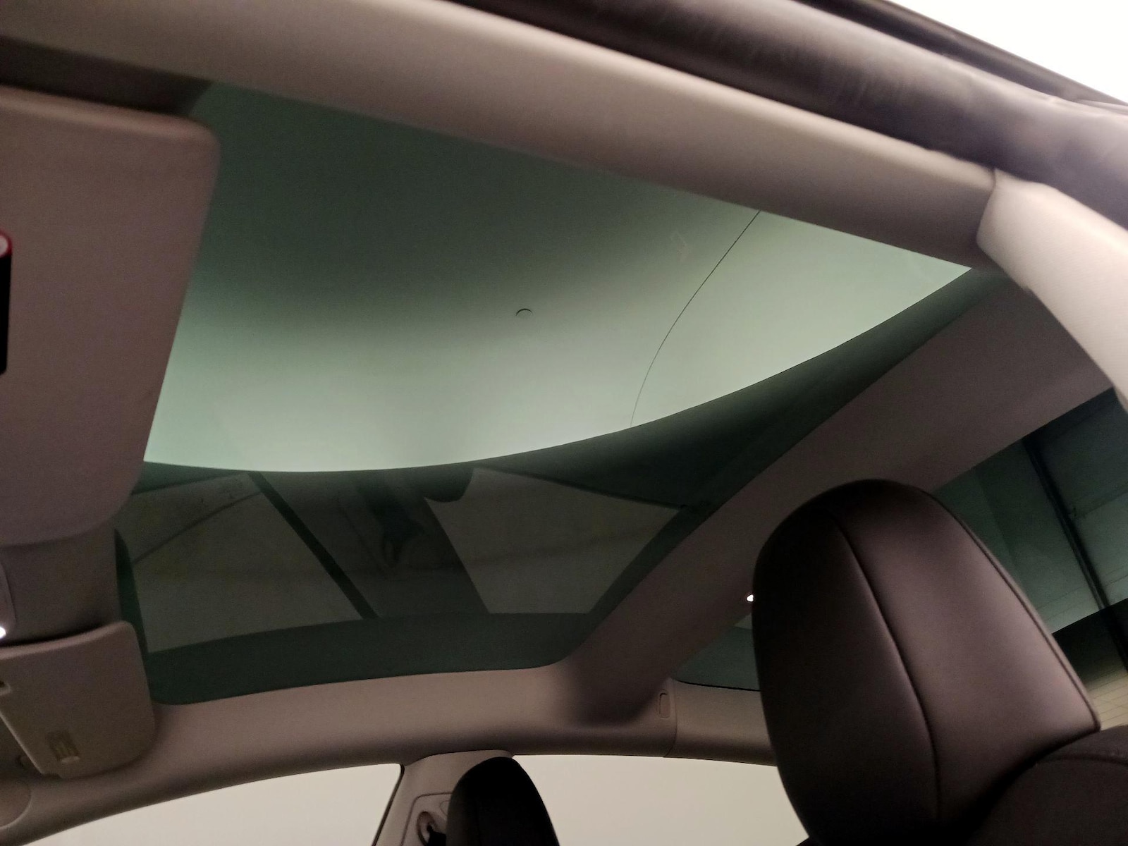 Skylight(s) & Overhead Airbags