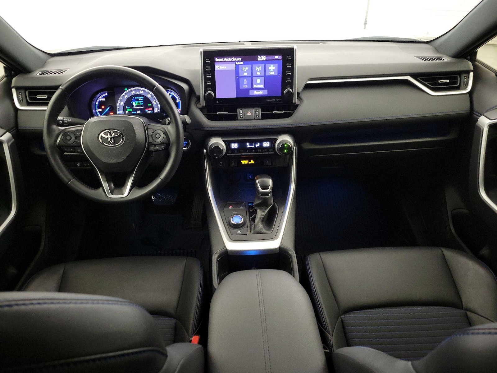 Apple CarPlay® & Android Auto™