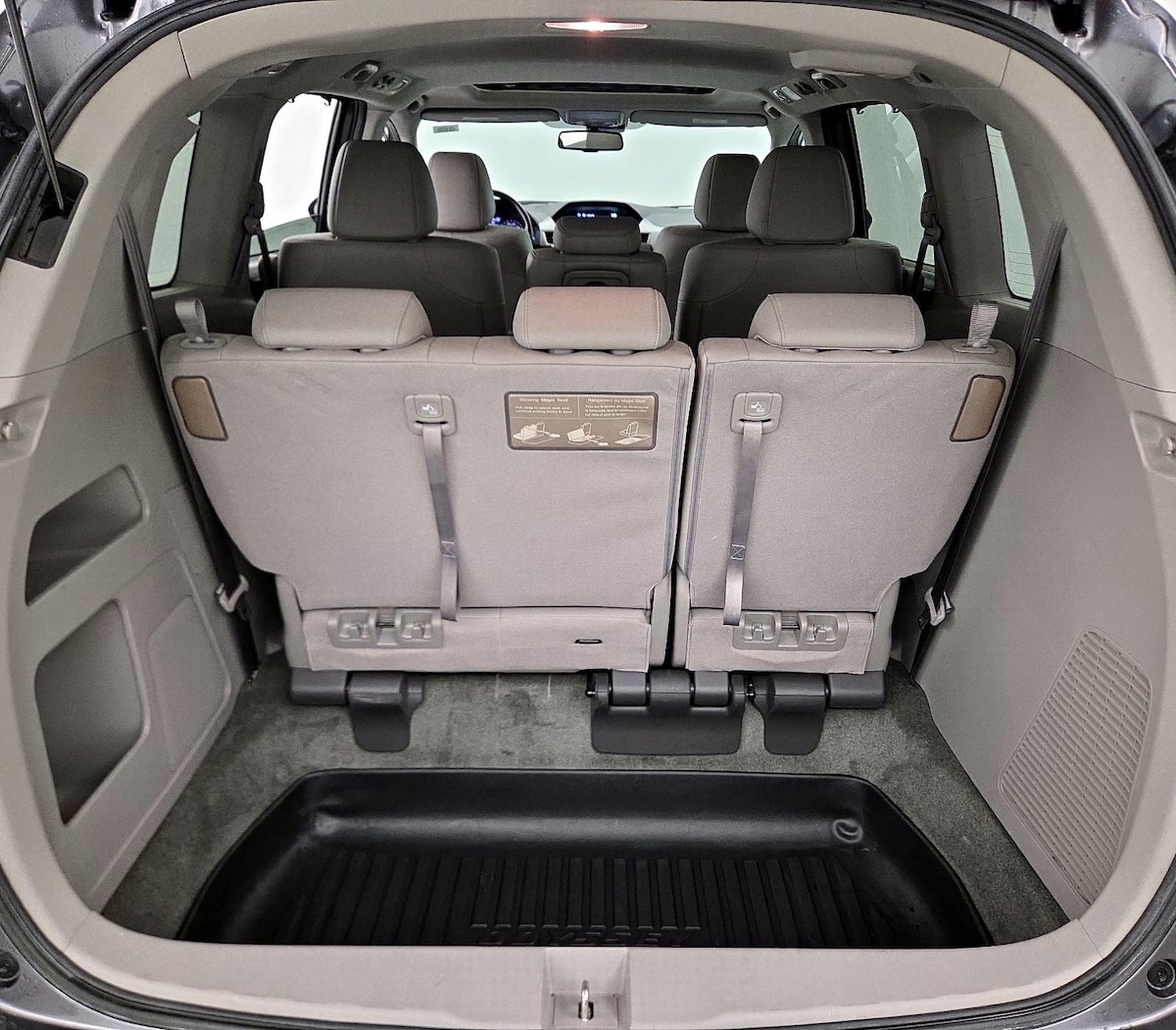 Trunk/Cargo (Seats Up)